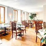 Koenigsgarten 3*
