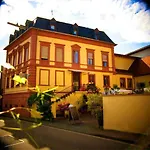 Koenigsgarten 3*
