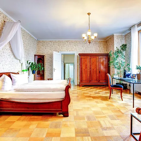 Hotel Koenigsgarten 3*
