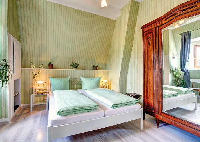 科尼斯加滕别墅旅馆 Siebeldingen