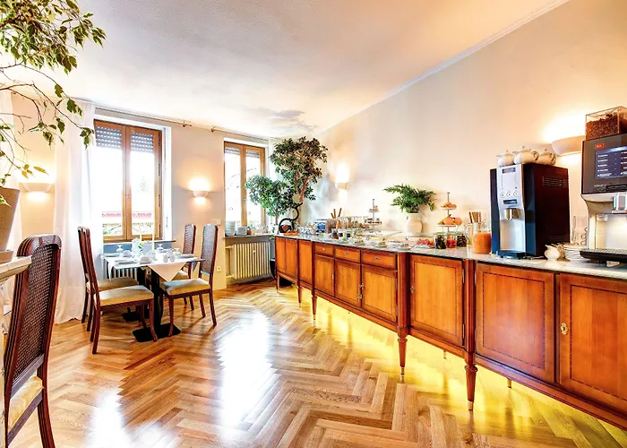 科尼斯加滕别墅旅馆 酒店 3*